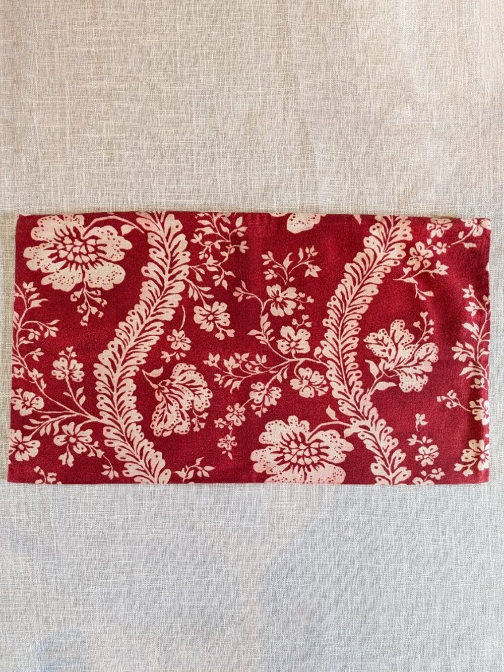 POTTERY BARN  12x20 COTTON LINEN LUMBAR PILLOW COVER RED / IVORY JACOBEAN FLORAL